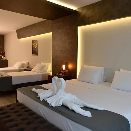 Sunflower Hotel *
