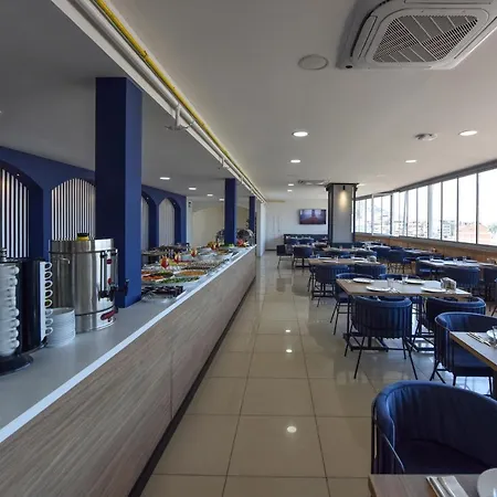Sunflower Hotel *