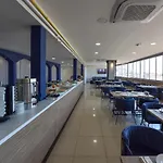 Sunflower Hotel *